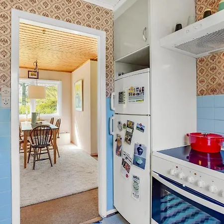 Awesome In With Kitchen Holiday home